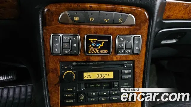 Hyundai Dynasty 2004 thumb 6