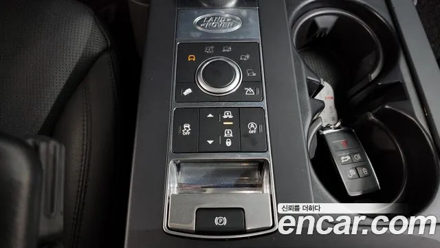 Land Rover Discovery 2019 thumb 11