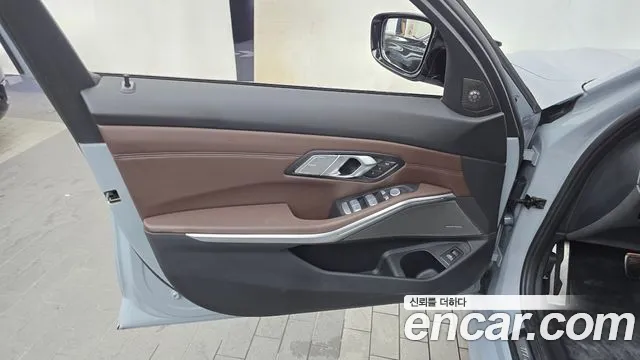 BMW 3 серии 2024 thumb 12