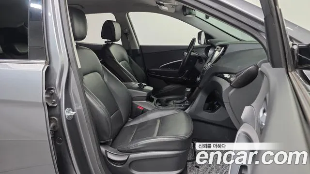 Hyundai Санта Фе 2012 thumb 10