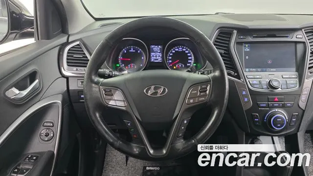 Hyundai Санта Фе 2012 thumb 11