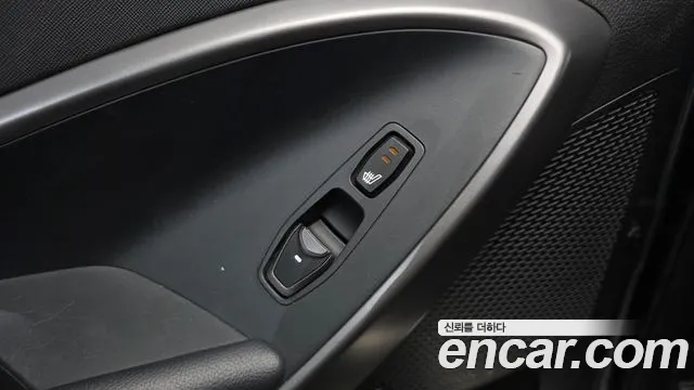 Hyundai Санта Фе 2012 thumb 12