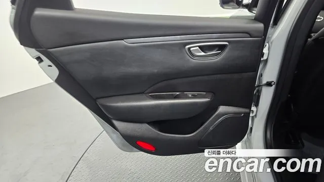 Renault SM6 2020 thumb 7