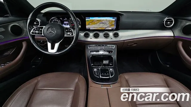 Mercedes-Benz E-Class 2020 thumb 4