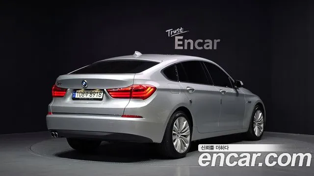 BMW 5 серии Gran Turismo 2016 thumb 7
