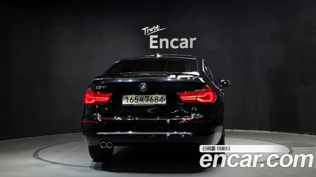 BMW 3 серии Gran Turismo 2018 thumb 12