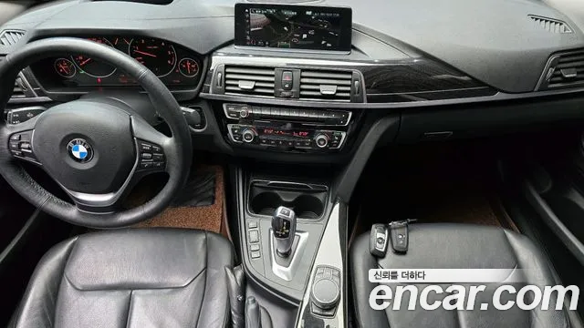 BMW 3 серии Gran Turismo 2018 thumb 8