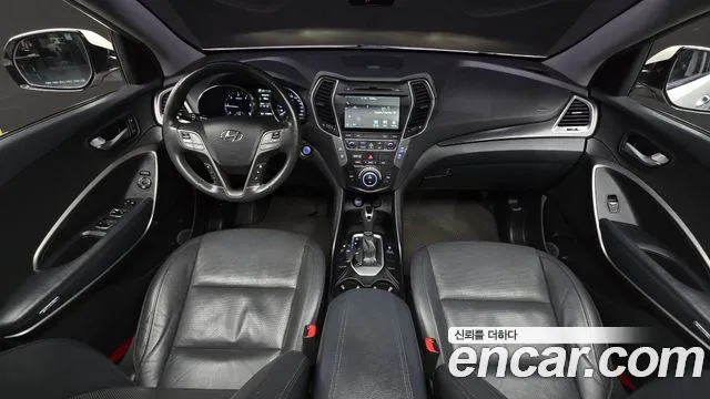 Hyundai Santafe 2016 thumb 11