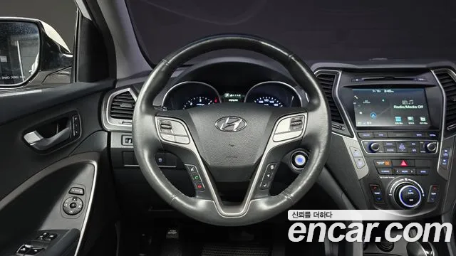 Hyundai Santafe 2016 thumb 7