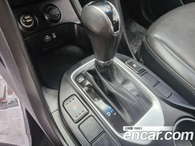 Hyundai Santafe 2016 thumb 4
