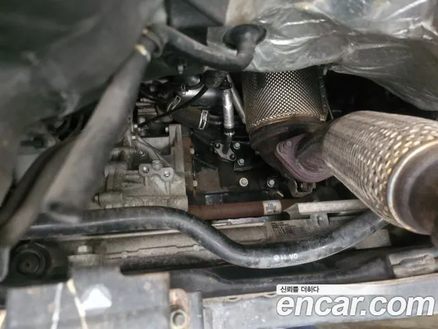 Hyundai Santafe 2016 thumb 12