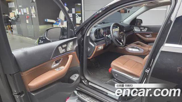 Mercedes-Benz E-Класс 2025 thumb 3