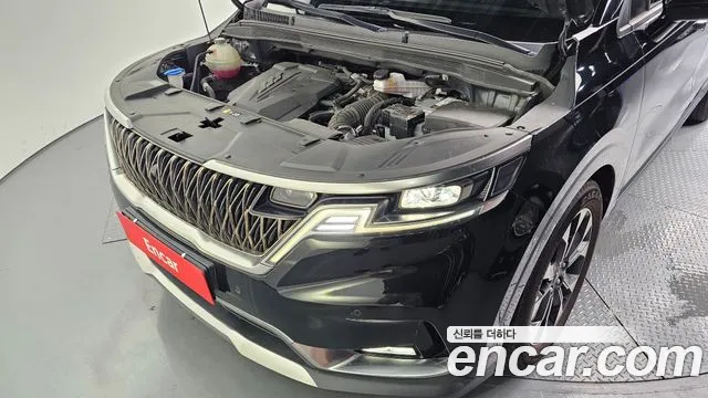 Kia Carnival 2022 thumb 6