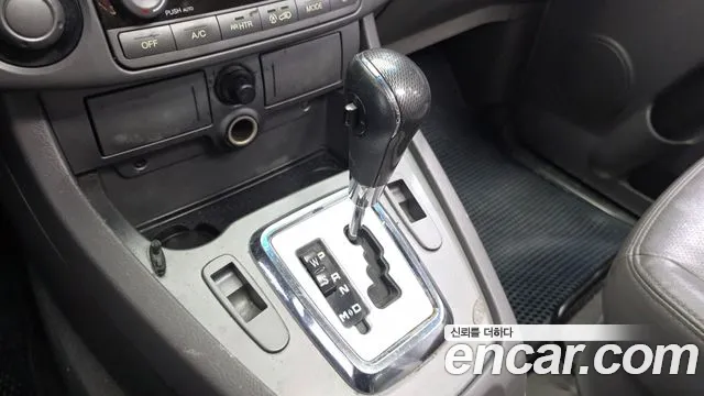 KGM Korando 2013 thumb 6