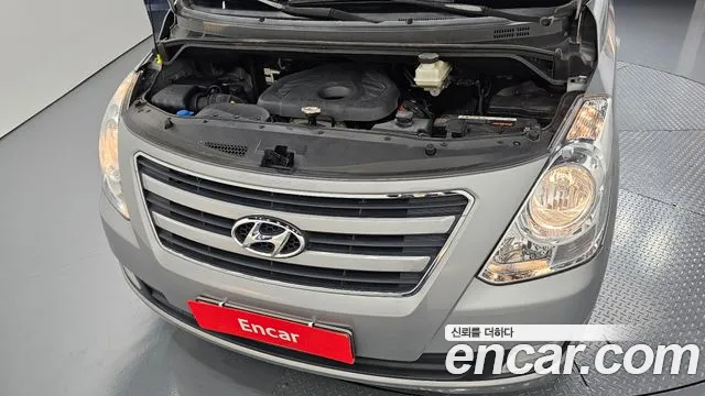 Hyundai Staria 2015 thumb 9