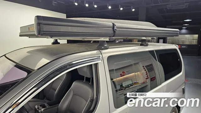 Hyundai Staria 2015 thumb 3