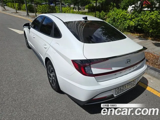 Hyundai Sonata 2021 thumb 10