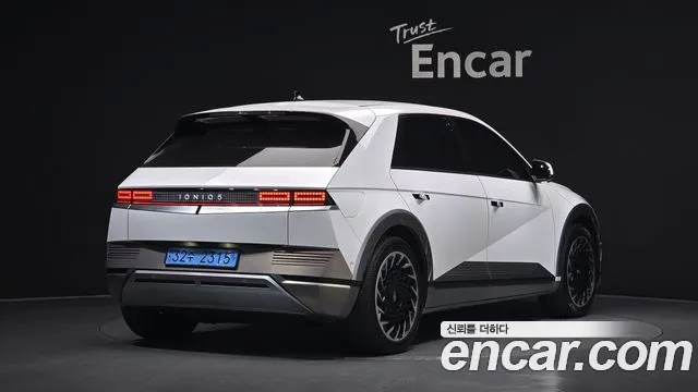 Hyundai Ioniq5 2022 thumb 2