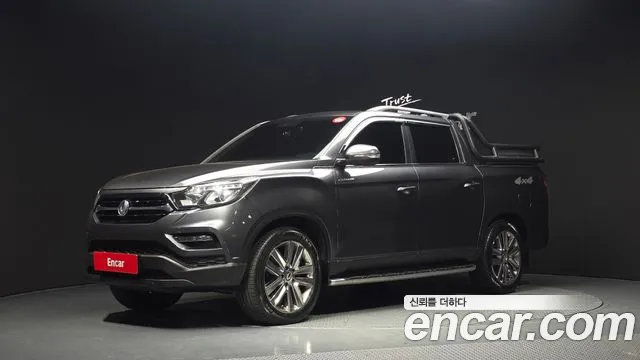 KGM Rexton 2019 thumb 8
