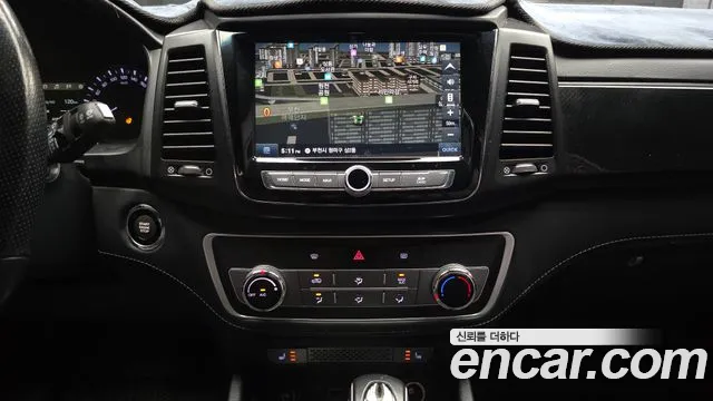 KGM Rexton 2019 thumb 7