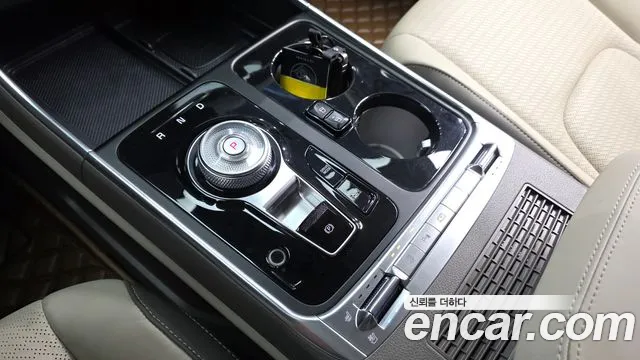 Kia Carnival 2024 thumb 6