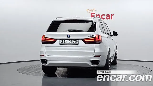 BMW X5 2015 thumb 9