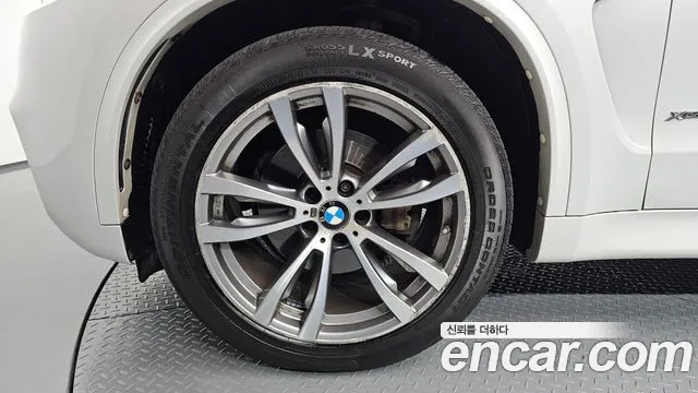 BMW X5 2015 thumb 2