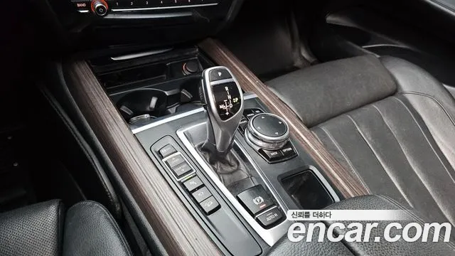 BMW X5 2015 thumb 4
