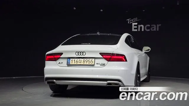Audi A7 2015 thumb 4