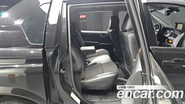 KGM Korando 2014 thumb 3
