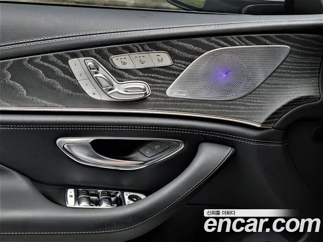 Mercedes-Benz AMG GT 2023 thumb 12
