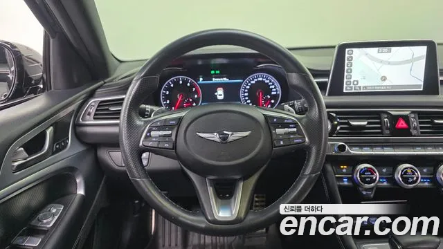 Genesis G70 2019 thumb 10