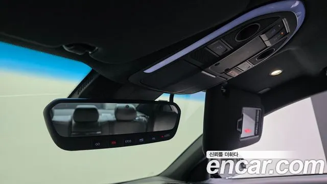 Genesis G70 2019 thumb 12