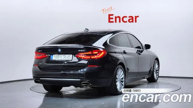 BMW 6 серии Gran Turismo 2022 thumb 7