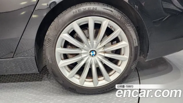BMW 6 серии Gran Turismo 2022 thumb 5