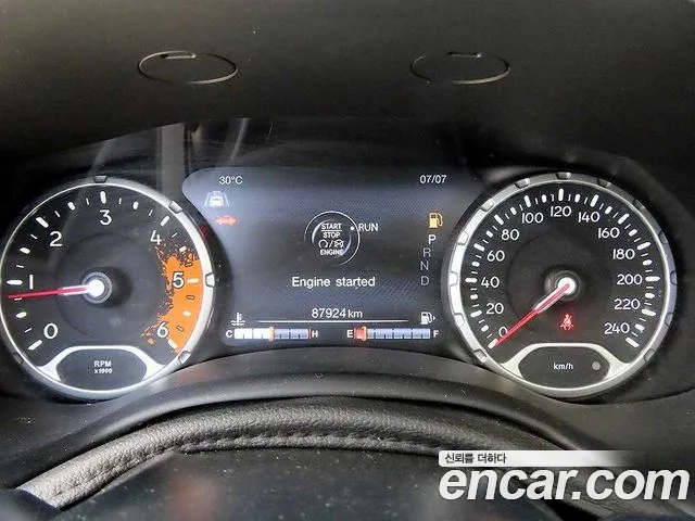 Jeep Renegade 2017 thumb 8