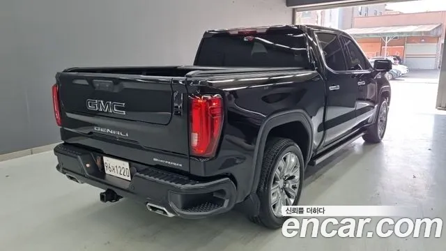 GMC Sierra 2025 thumb 4