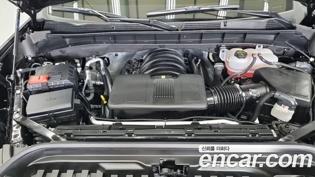 GMC Sierra 2025 thumb 2