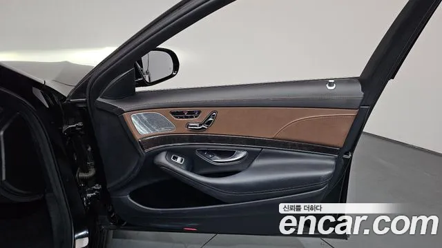 Mercedes-Benz S-Class 2017 thumb 5