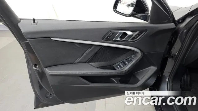 BMW 1 серии 2021 thumb 6