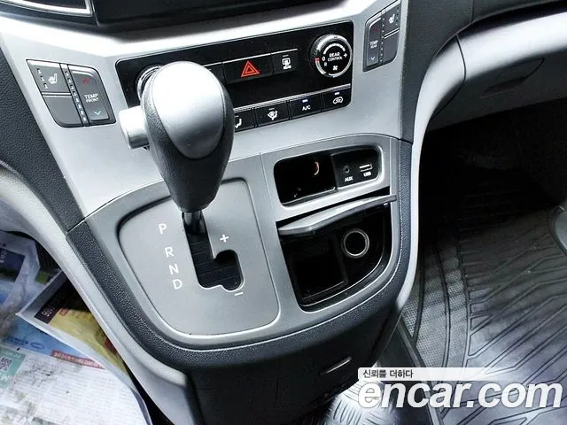 Hyundai Staria 2016 thumb 9