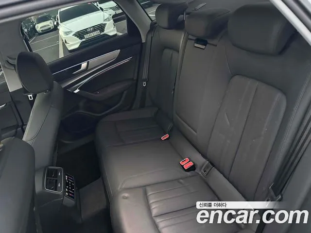 Audi A6 2022 thumb 6