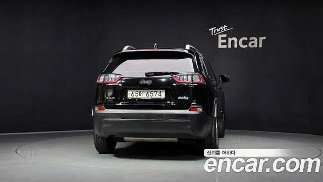 Jeep Cherokee 2019 thumb 3