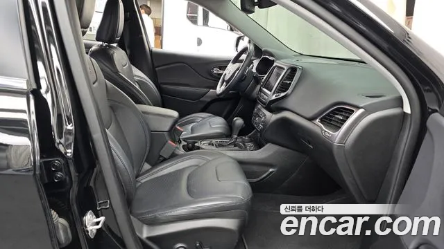 Jeep Cherokee 2019 thumb 6