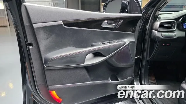 Kia Sorento 2017 thumb 6