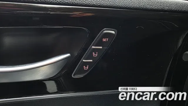 Kia Sorento 2017 thumb 12