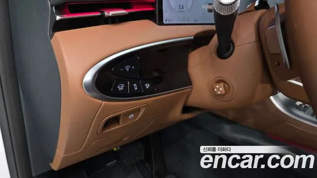 Genesis GV70 2025 thumb 8