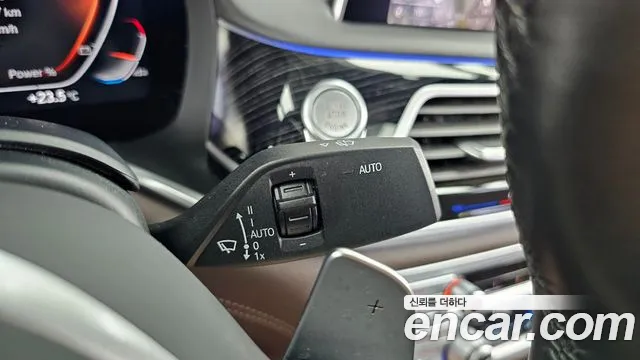 BMW 7 серии 2021 thumb 3