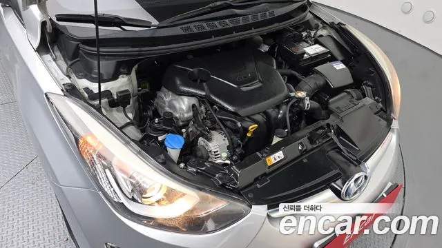 Hyundai Elantra 2013 thumb 3