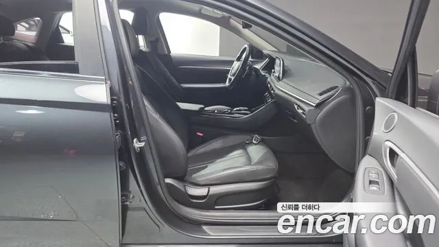 Hyundai Sonata 2022 thumb 2